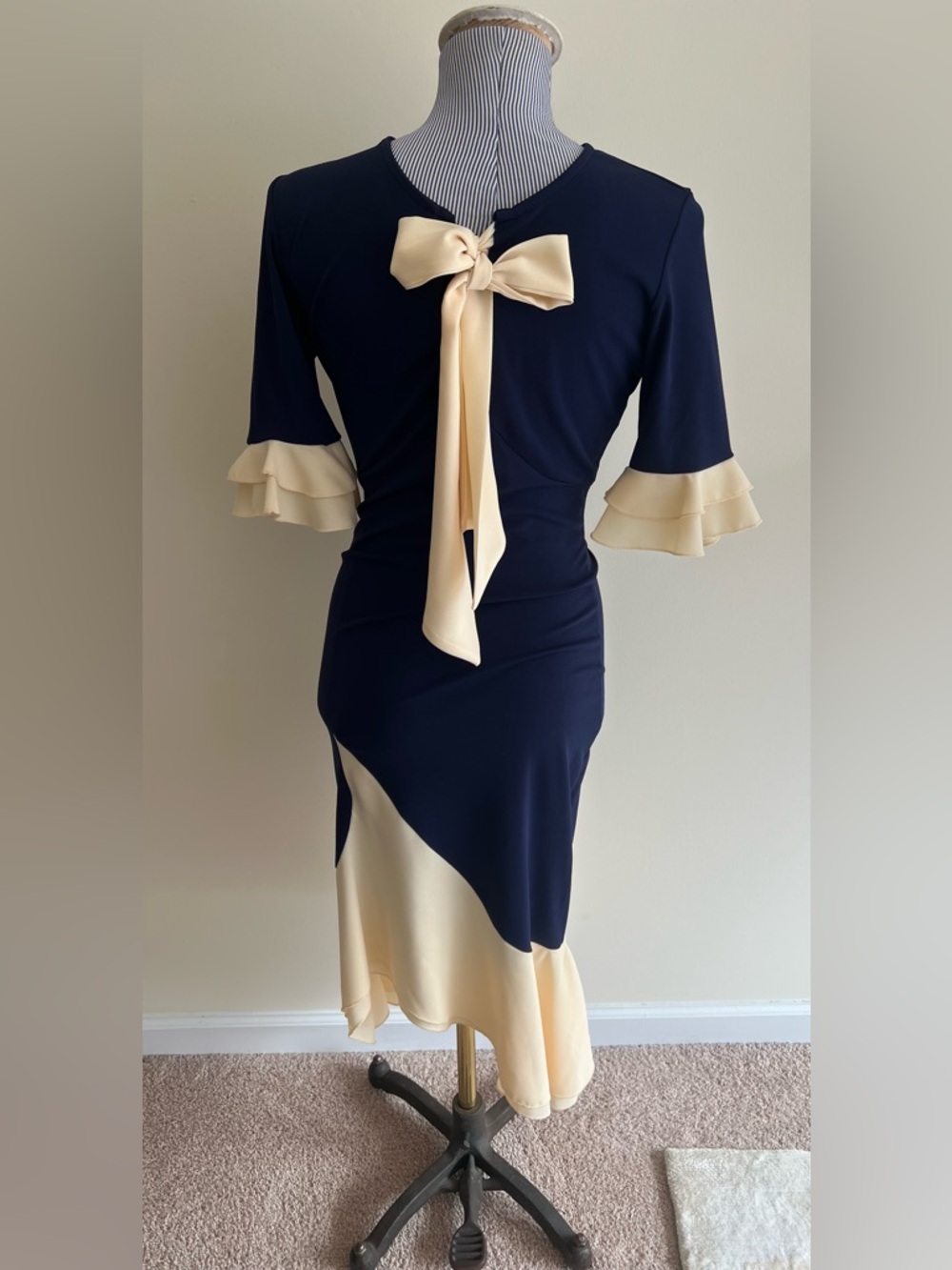 Navy Blue Bodycon Flounce Dress Bell Sleeve 2 Small